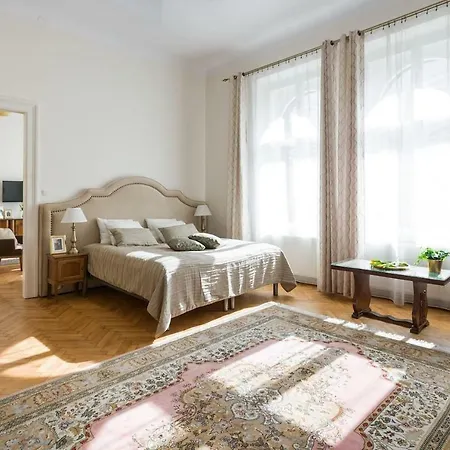 Apartment Belle Epoque I, Luxury 50m To Main Square *